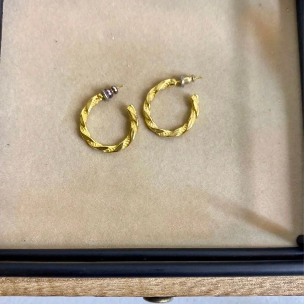 Retro Gold Twist‎ Hoop Earrings